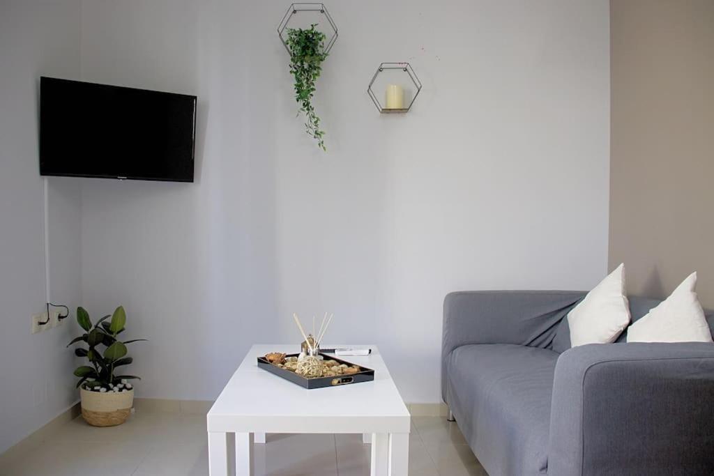 Cozy Apartment In The Heart Of The City Heraklion  Екстер'єр фото